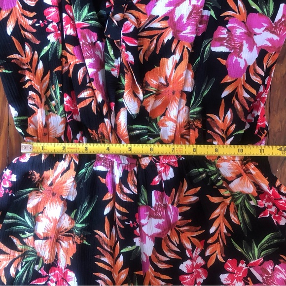 Mossimo Floral Romper with Front Tie Size XS - Picture 6 of 8